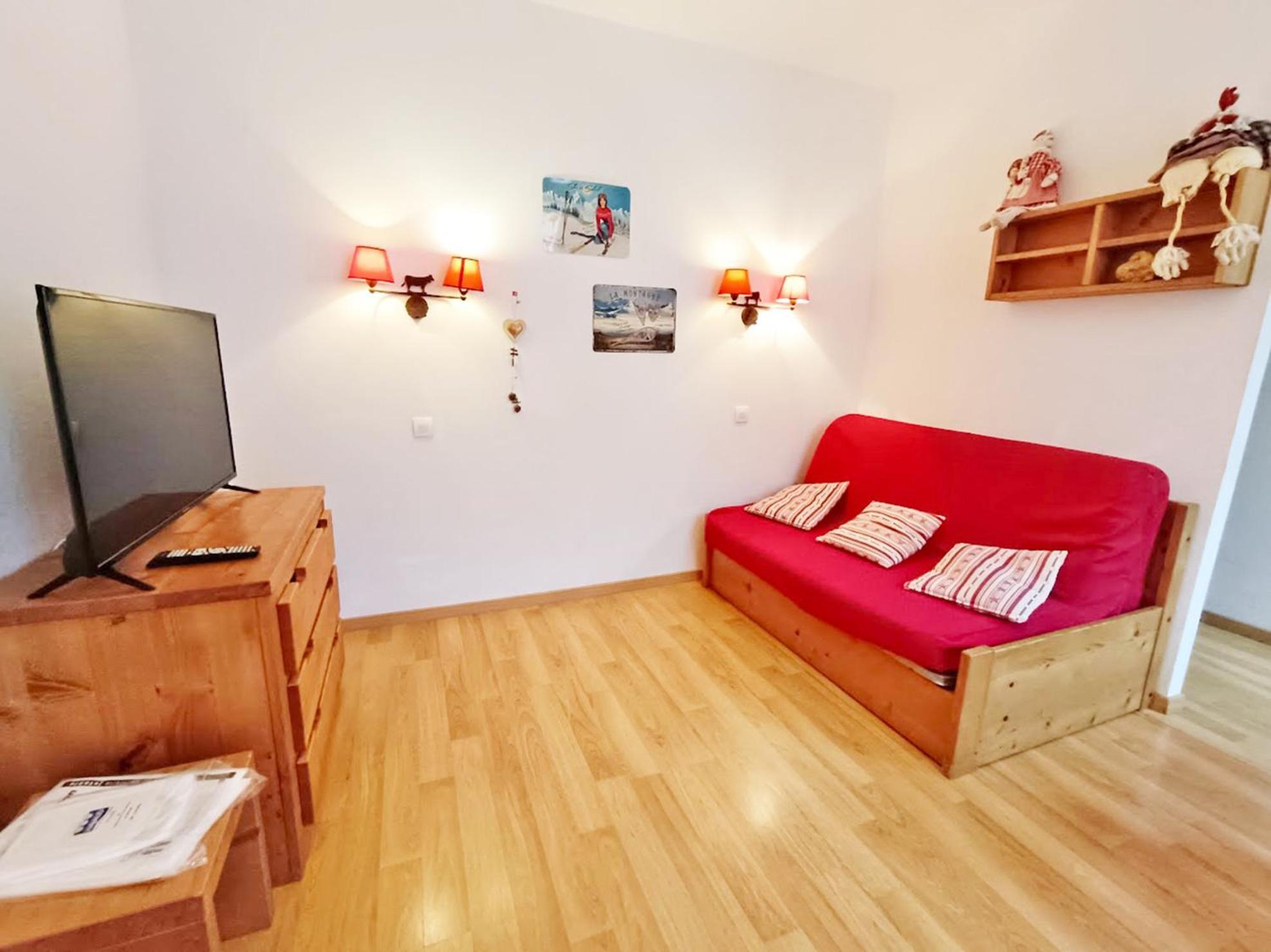 Bagnères-de-Luchon Le Bouquetin, Studio, Centre Luchon, Wifi, Casier A Skis, Ascenseur, 3 Personnes מראה חיצוני תמונה